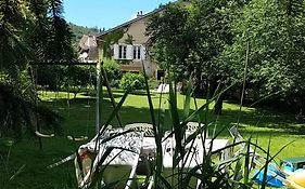 A La Grenouille Du Jura